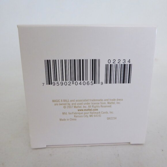 NEW 2008 HALLMARK MAGIC 8 BALL 2 in 1 HOLIDAY CHRISTMAS ORNAMENT - Picture 7 of 15